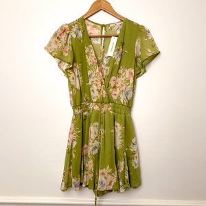 NWT Francesca's Floral Dress Size XS